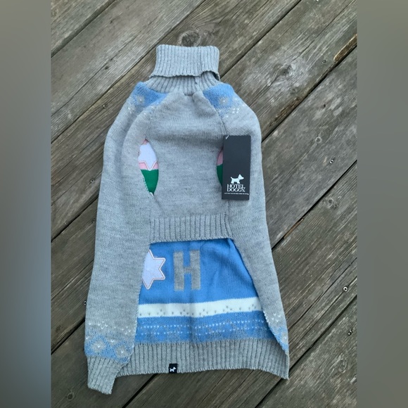 HOTEL DOGGY Christmas Graphic Knit DOG Sweater Large Light Gray BRAND NEW SZ XL - Picture 8 of 8